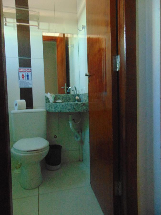 קריסטלינה Center Plaza Hotel מראה חיצוני תמונה