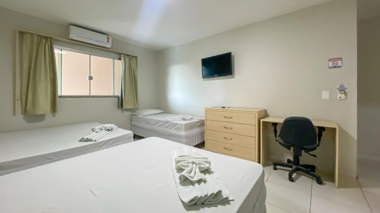קריסטלינה Center Plaza Hotel מראה חיצוני תמונה