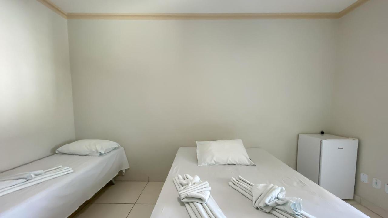 קריסטלינה Center Plaza Hotel מראה חיצוני תמונה