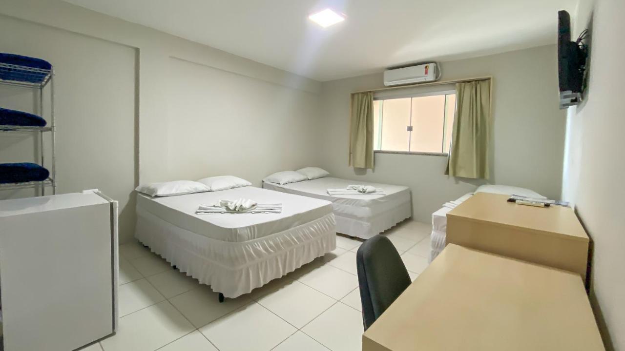קריסטלינה Center Plaza Hotel מראה חיצוני תמונה